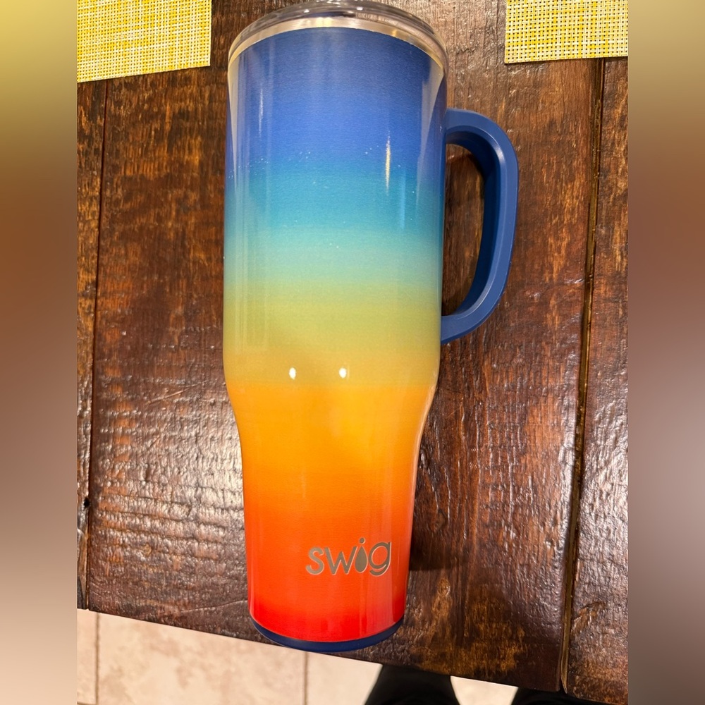 Swig like new 40 oz tumbler